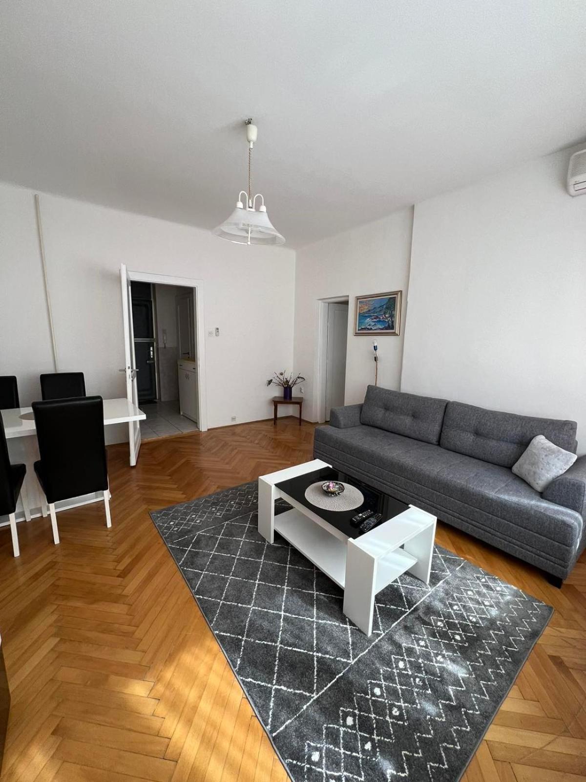 Central Bank Apartment Sarajevo Ngoại thất bức ảnh